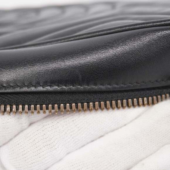 GUCCI Authentic Black Leather GG Marmont Shoulder Bag - Picture 11 of 13